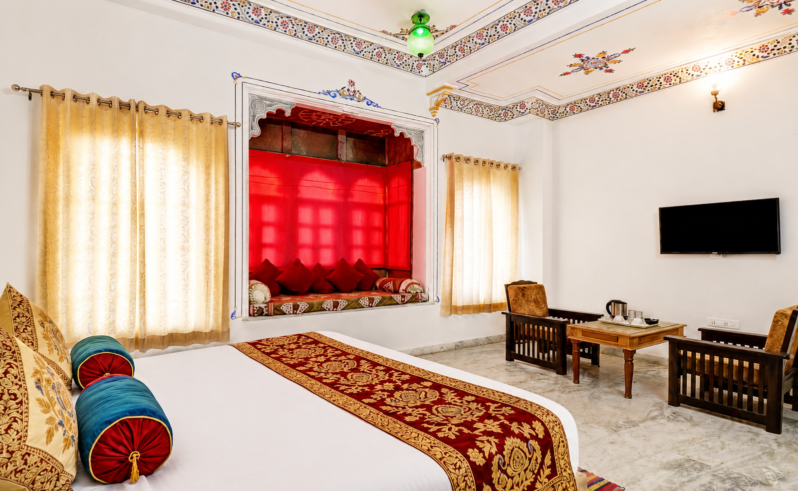 Heritage Jharokha - Family Suite at Khakhri Haveli Udaipur